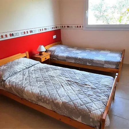 Tranquilo Con Terraza Y Jardin Cerca De La Playa - Es-170-47 Apartment Llanca
