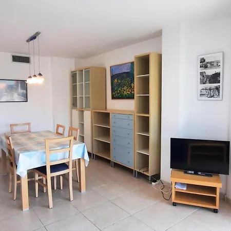 Apartment Tranquilo Con Terraza Y Jardin Cerca De La Playa - Es-170-47